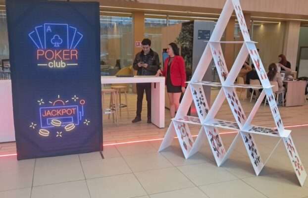 Decor Standard - Banners + Piramide