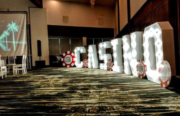 Decoración PLATINO - Letras Gigantes