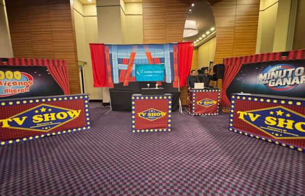 Montaje PREMIUM - 2 mesas Dobles + Backs